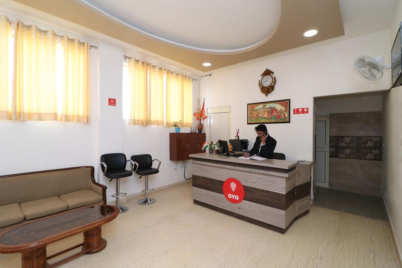 Oyo 13406 Hotel Golden Leaf بريلي المظهر الخارجي الصورة