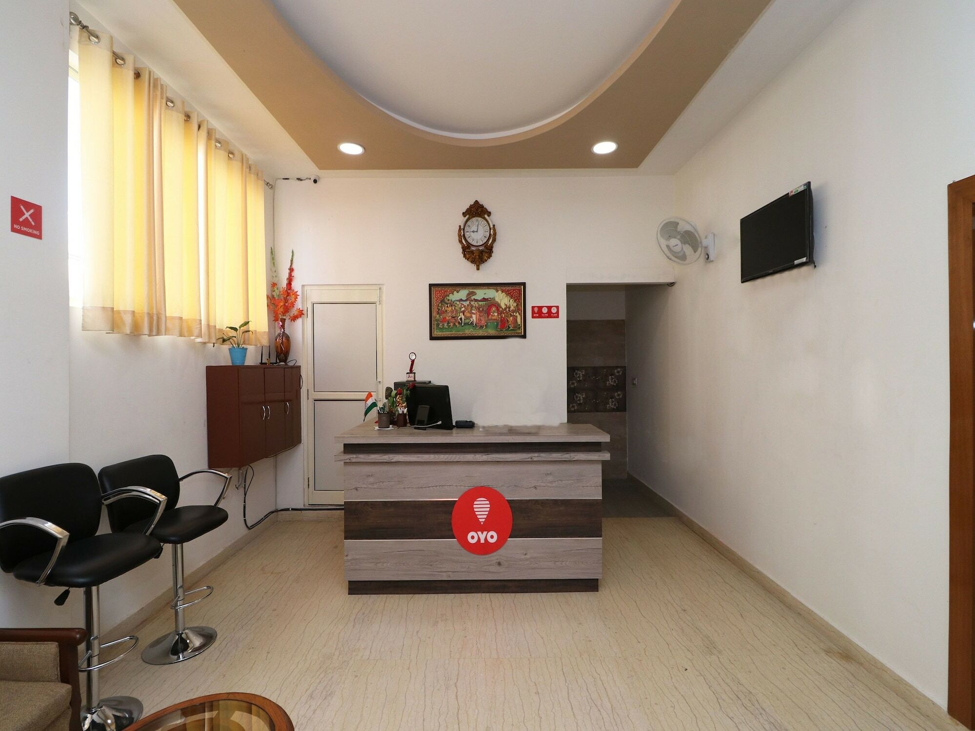 Oyo 13406 Hotel Golden Leaf بريلي المظهر الخارجي الصورة